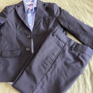 Boys 5T Blue Suit Like New!